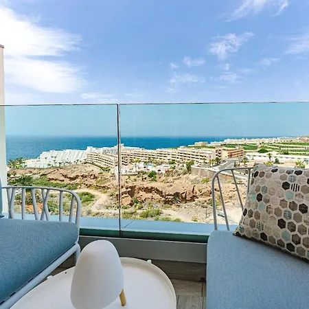 Ocean View Penthouse - Sunset Terrace, Heated Pool, Parking Apartment