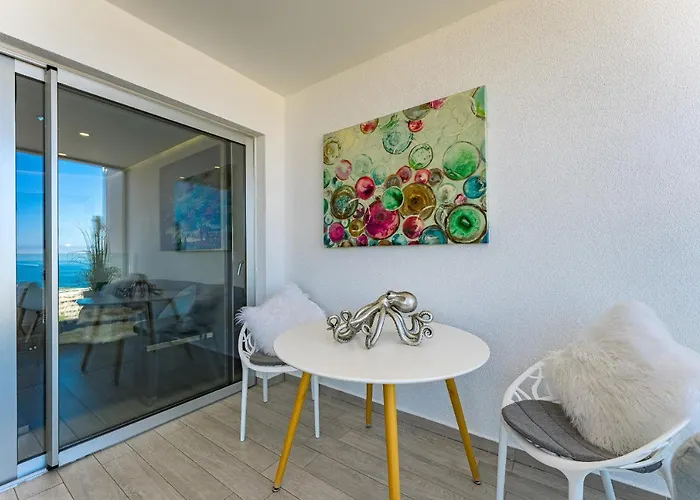 Blue Lagoon - Ocean View Penthouse With Airco & Heated Pool 아파트 아데제