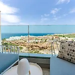 Blue Lagoon - Ocean View Penthouse With Airco & Heated Pool Apartamento