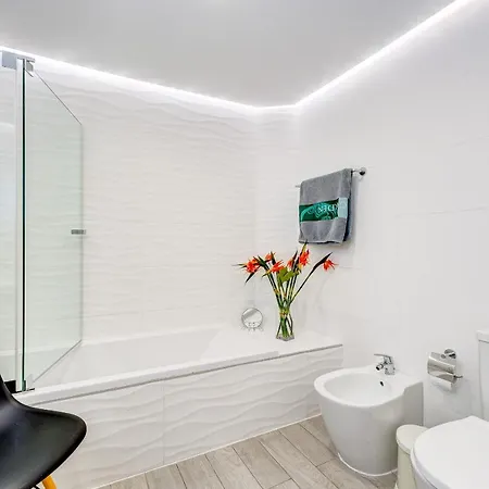 Ocean View Penthouse - Sunset Terrace, Heated Pool, Parking Apartman *