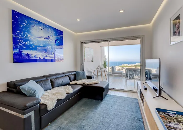 Blue Lagoon - Ocean View Penthouse With Airco & Heated Pool Apartment