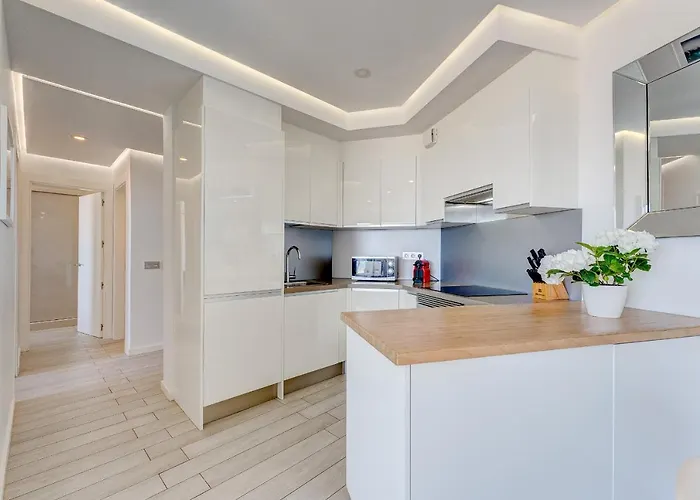 Blue Lagoon - Ocean View Penthouse With Airco & Heated Pool Apartment *