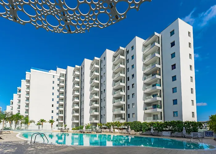 Apartment Blue Lagoon - Ocean View Penthouse With Airco & Heated Pool